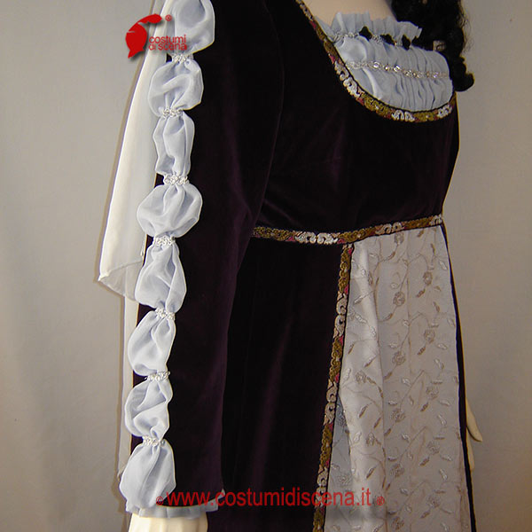 Dress by Lucrezia Borgia - © Costumi di Scena®