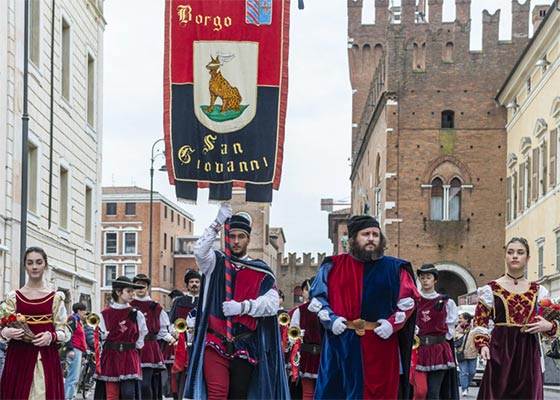 Palio di Ferrara - Costumi di Scena ®